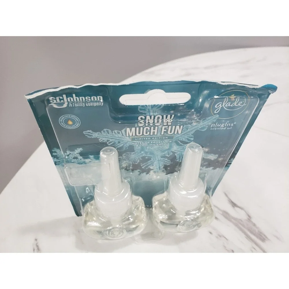 Glade Plug In Refills Scented Snow Much Fun Air Freshener 2 Count Limited Ed
